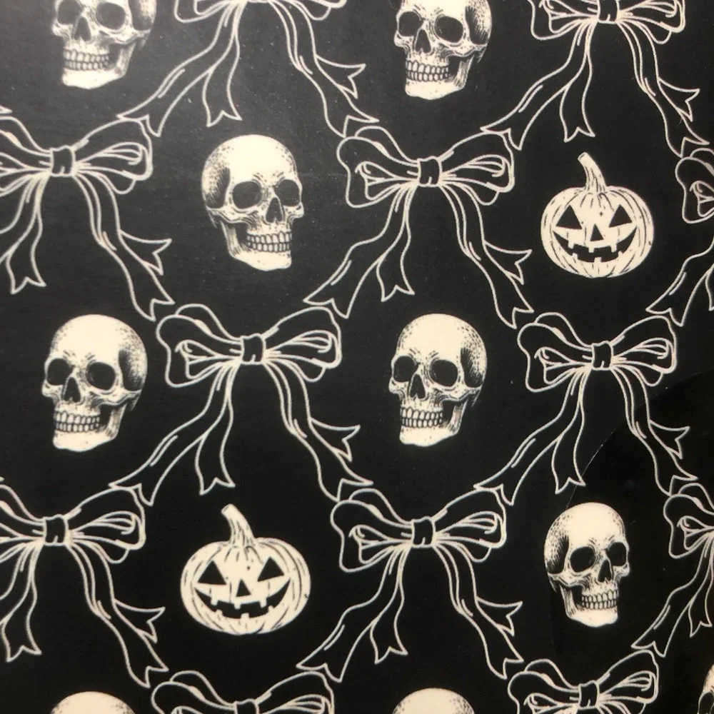 👻  Skull & Pumpkin Fabric Shower Curtain Set w/ skull shower hooks